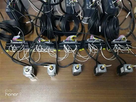 號(hào)外！號(hào)外_三菱定位新用法：FX5U內(nèi)置32軸總線(xiàn)定位！
